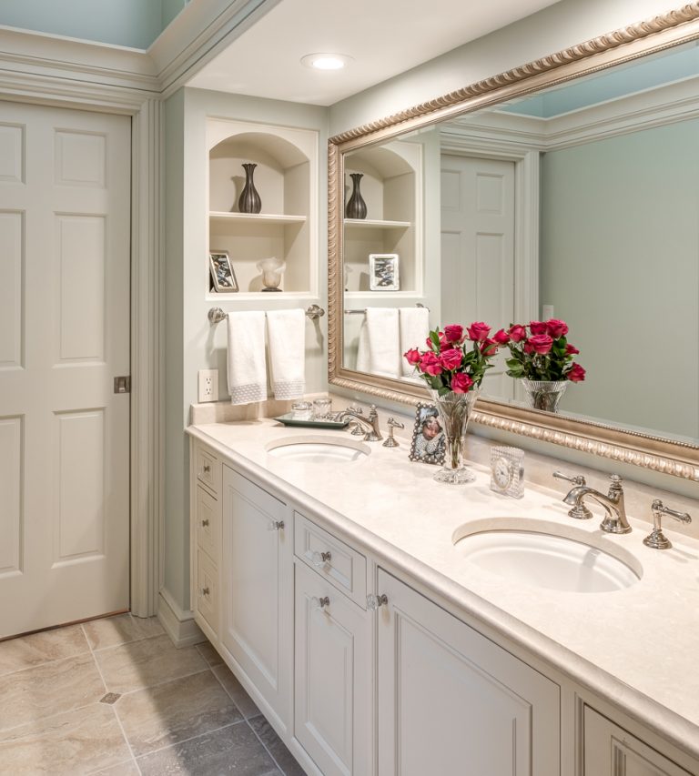 Elegant Bathroom 1