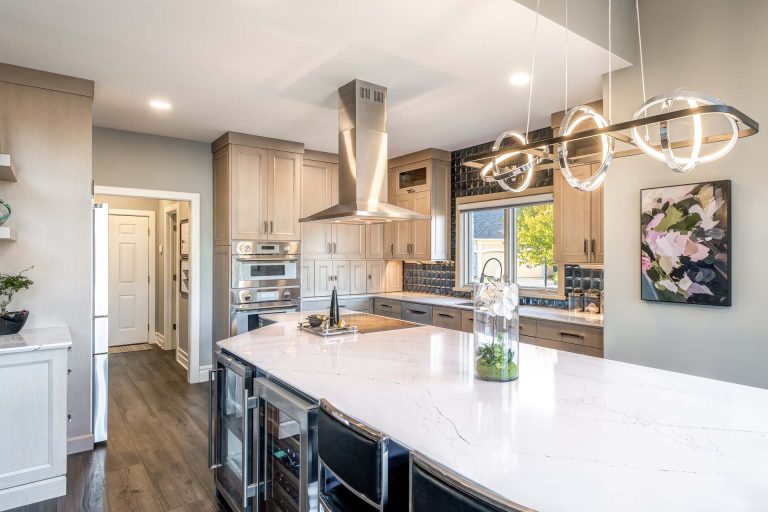 Traditional Kitchen (Nari Winner) 1